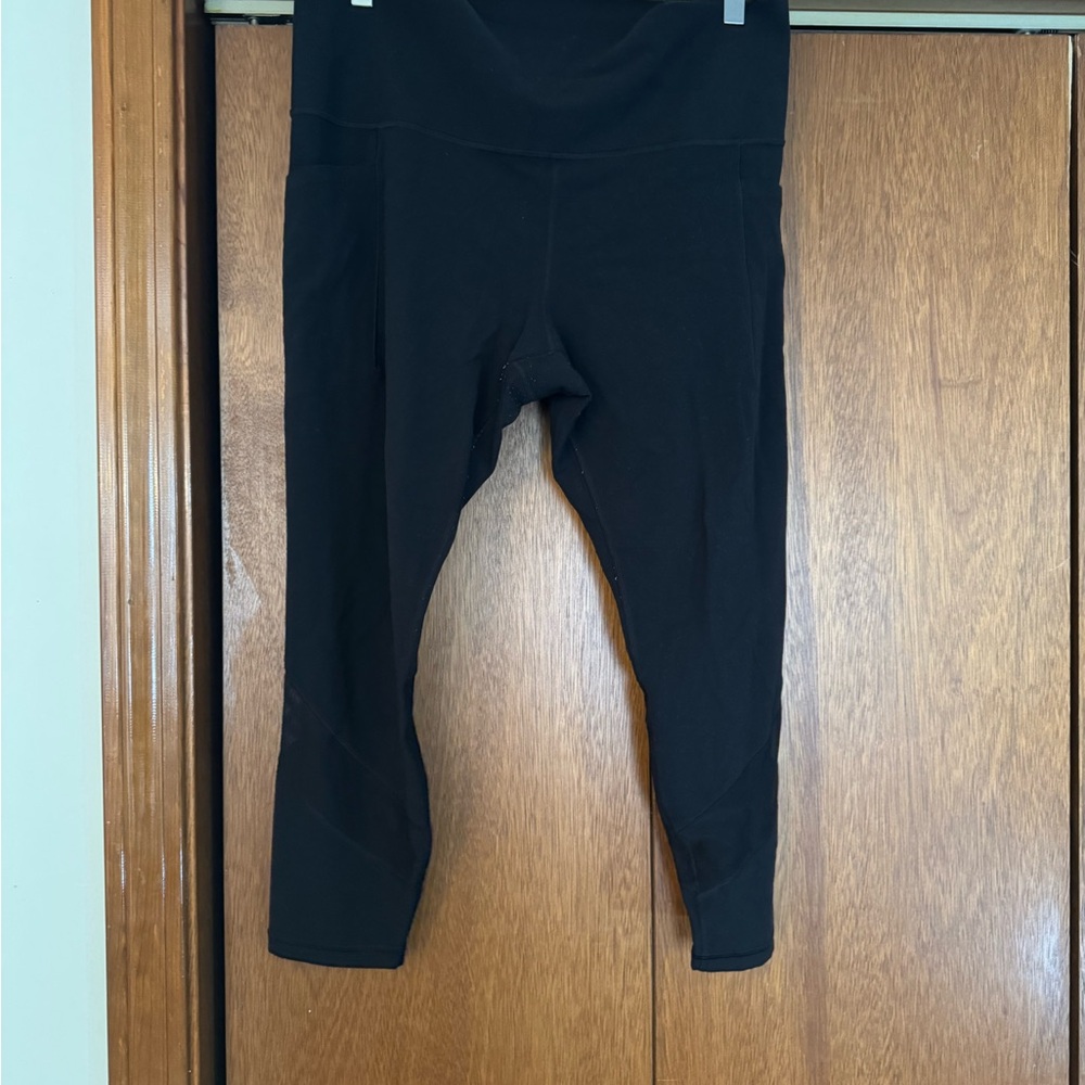 Athleta Women’s Classic Black Leggings